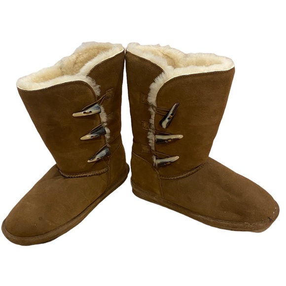 BearPaw size 8 women’s boots - Picture 1 of 9